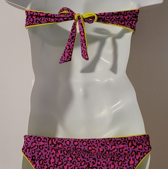 BCBGeneration HOT SPOT REVERSIBLE BIKINI - Picture 6 of 13